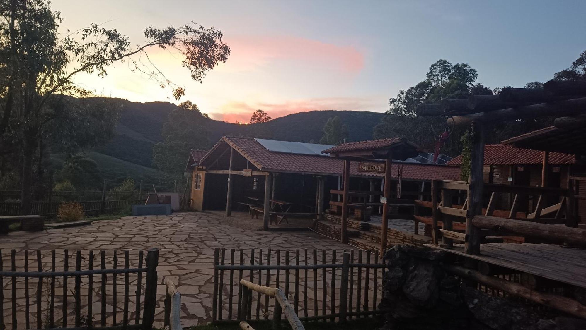 Chales E Camping Do Robinho 1 São Tomé das Letras Exterior foto